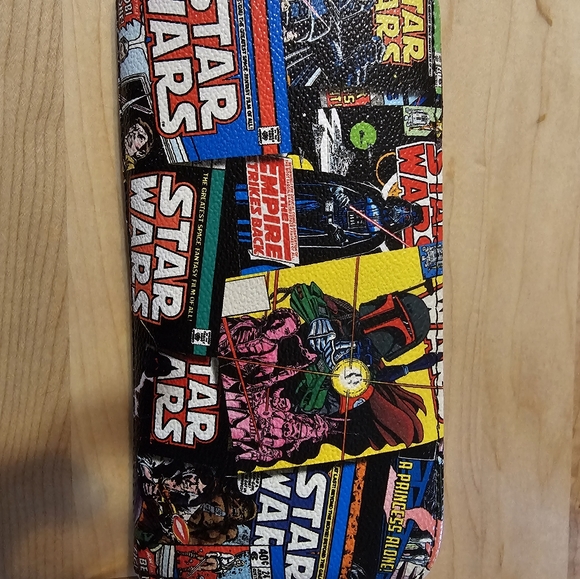 Loungefly Star Wars Wallet - Picture 1 of 4